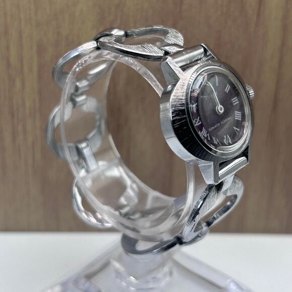 Vintage Timex Dynamic France Ladies Watch Oval Roman Dial Mechanical PARTS 25mm - Picture 3 of 4